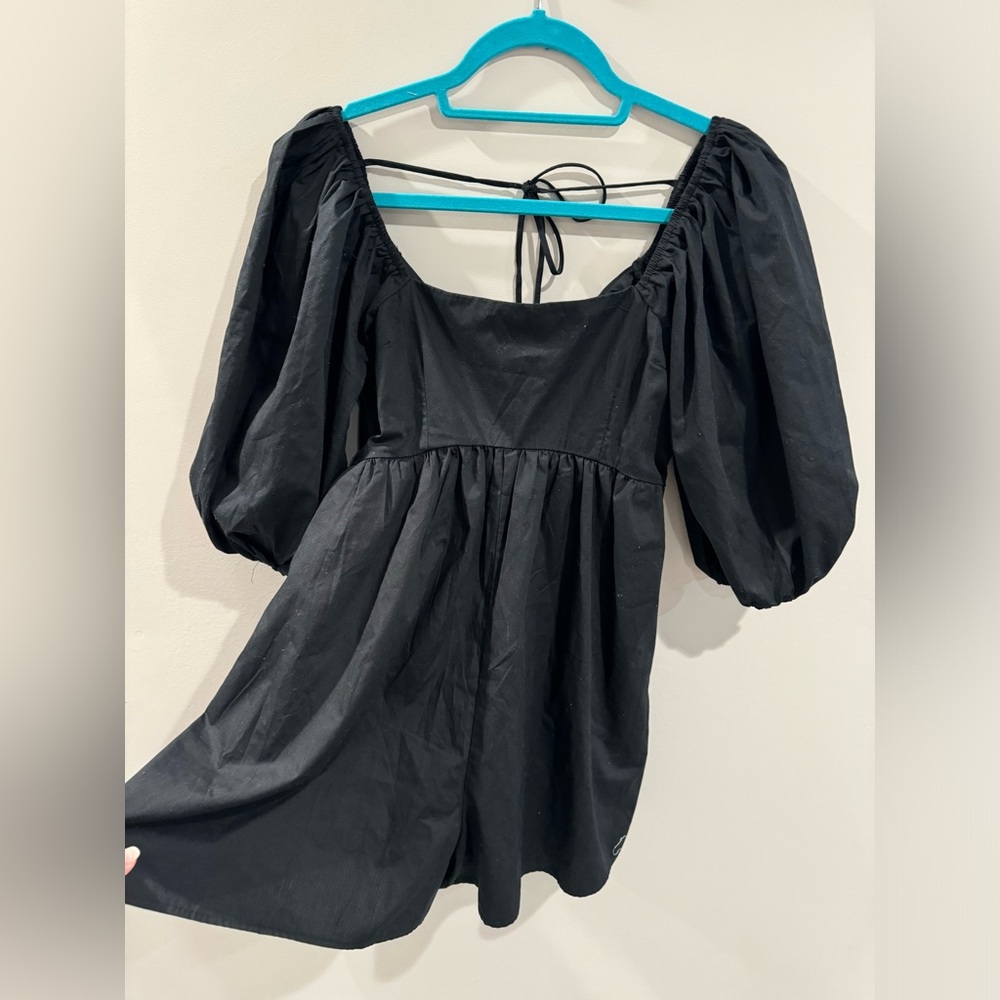 NWT Abercrombie & Fitch Black Puff Sleeve Romper size S